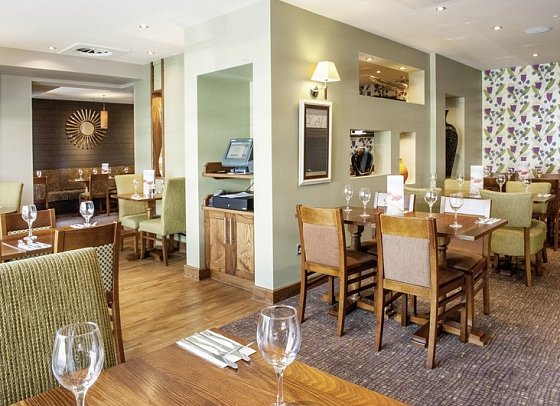 Premier Inn Croydon Town Centre