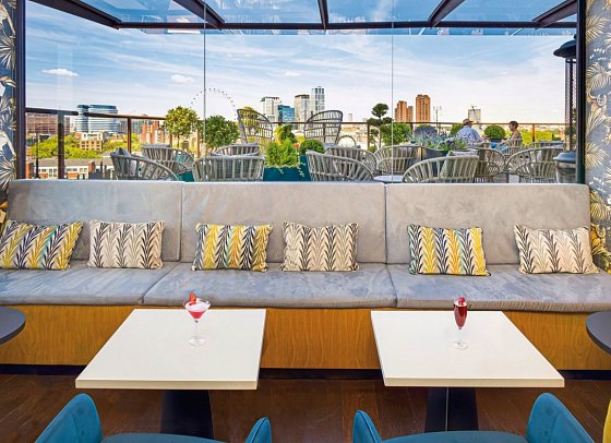 H10 London Waterloo - Sky Bar