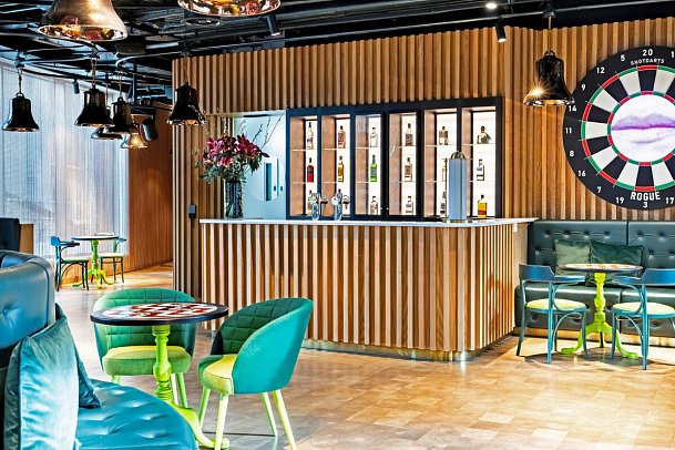 nhow London