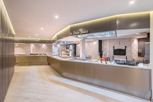 LIVVO Koala Garden Hotel