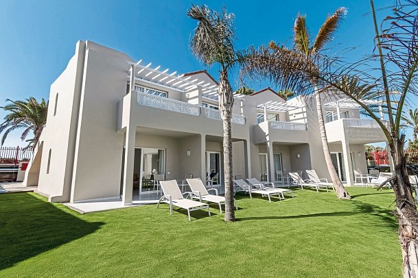 LIVVO Koala Garden Hotel