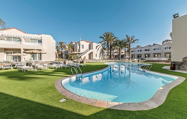 LIVVO Koala Garden Hotel