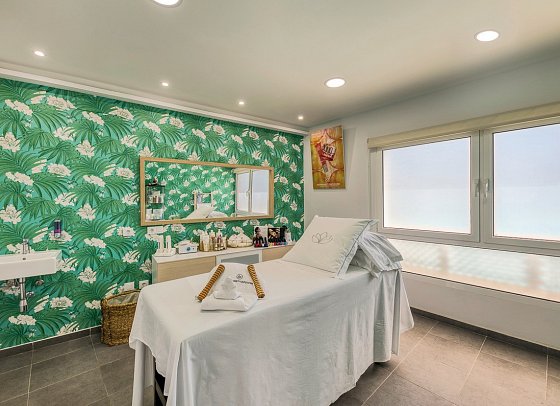 LIVVO Koala Garden Hotel