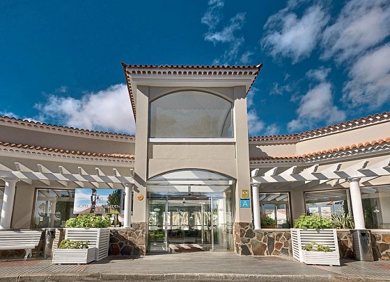 LIVVO Koala Garden Hotel