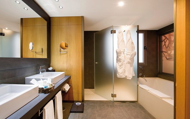 Lopesan Baobab Resort - Beispiel Bad Juniorsuite (Zimmercodierung JB1)