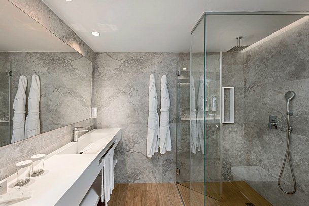 Kumara Serenoa by Lopesan Hotels - Beispiel Bad Juniorsuite Adults only (Zimmercodierung JB2)