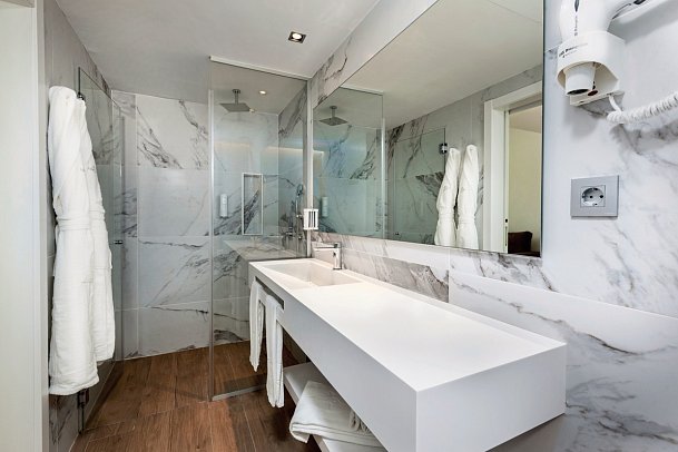 Kumara Serenoa by Lopesan Hotels - Beispiel Bad Suite (Zimmercodierungen WB1, WC1, WB2 & WI1)