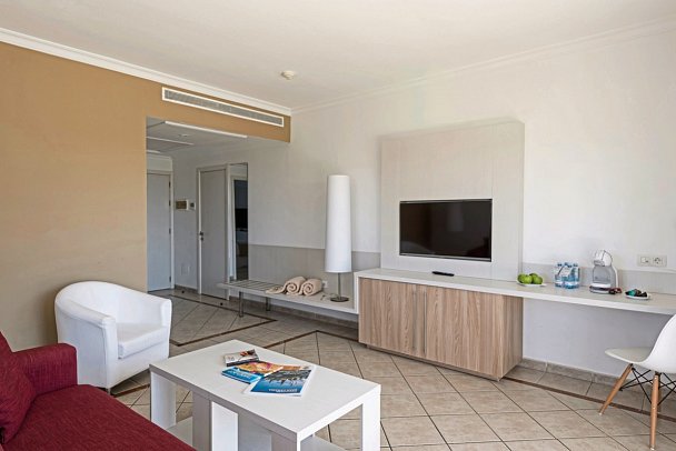 Bull Vital Suites & Spa Boutique Hotel - Wohnbeipiel Juniorsuite (Zimmercodierung JB1)