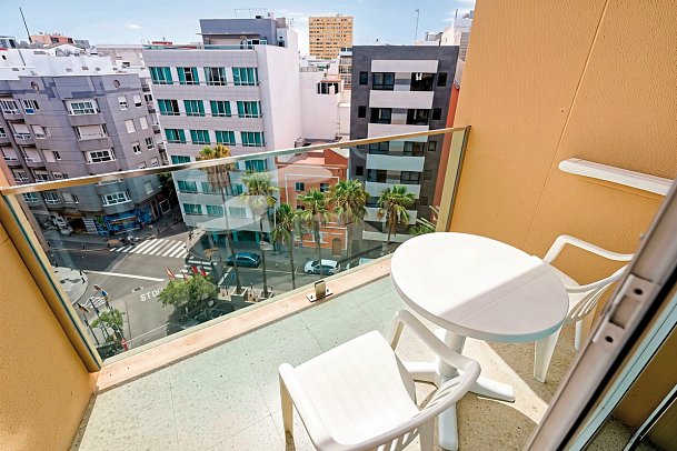 Bull Reina Isabel & Spa - Beispiel Balkon (Zimmercodierung EB1)