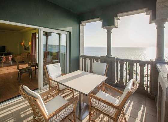 Lopesan Villa del Conde Resort & Thalasso - Beispiel Terrasse Juniorsuite (Zimmercodierung JB1)