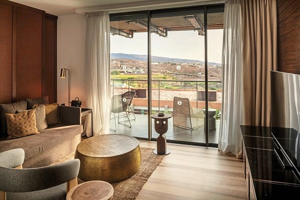 Salobre Hotel Resort & Serenity - Wohnbeispiel Suite Deluxe Golfplatzblick (Zimmercodierung WDF)