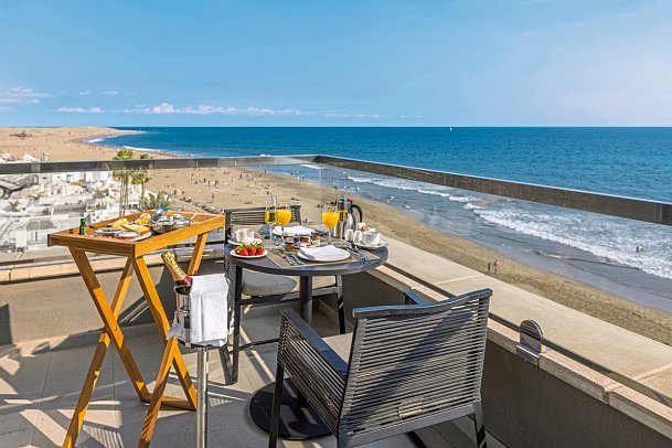 Faro, a Lopesan Collection Hotel