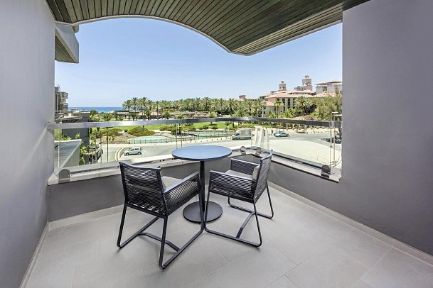 Faro, a Lopesan Collection Hotel - Blickbeispiel Doppelzimmer Deluxe (Zimmercodierung DD1)