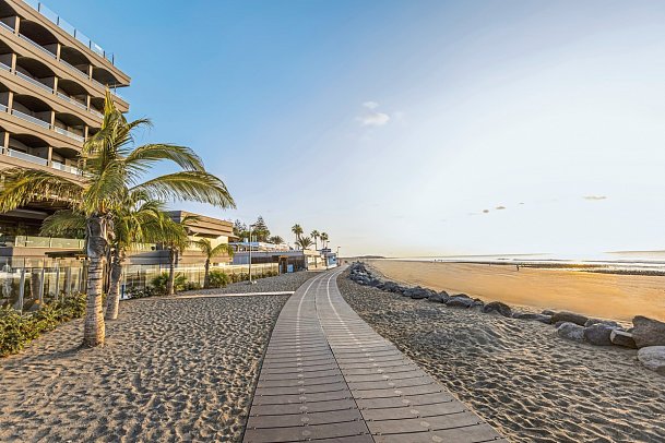 Faro, a Lopesan Collection Hotel