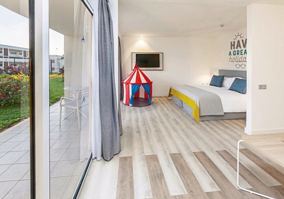 Abora Interclub Atlantic by Lopesan Hotels - Wohnbeispiel Familienzimmer (Zimmercodierung FB1)
