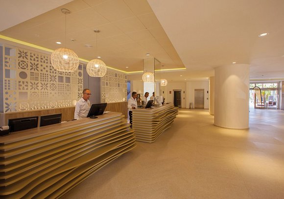 Abora Continental by Lopesan Hotels