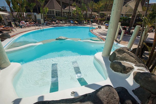 Abora Continental by Lopesan Hotels