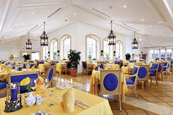 Seaside Grand Hotel Residencia