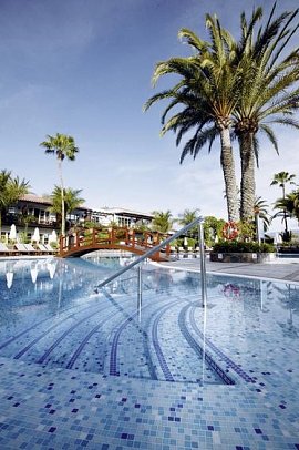 Seaside Grand Hotel Residencia