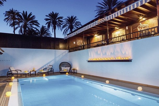 Seaside Grand Hotel Residencia