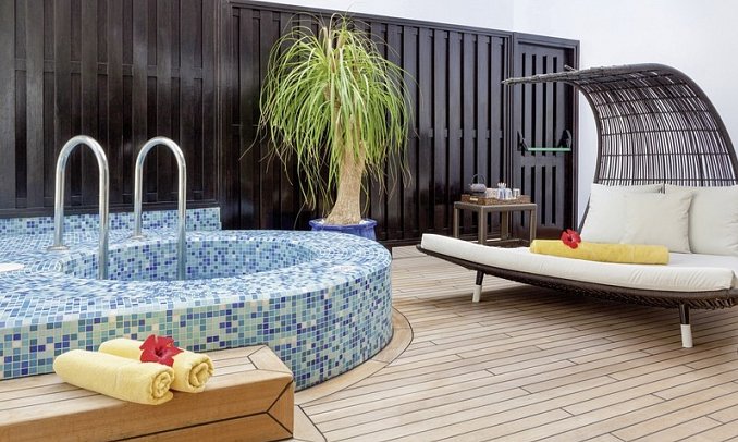 Seaside Grand Hotel Residencia