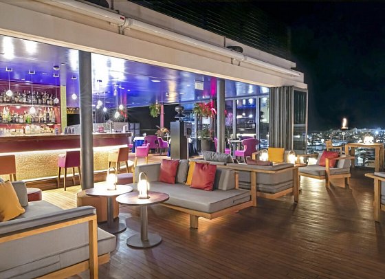 Bohemia Suites & Spa