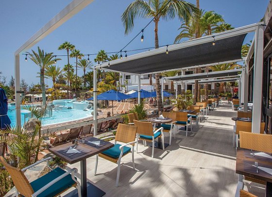 Corallium Beach by Lopesan Hotels