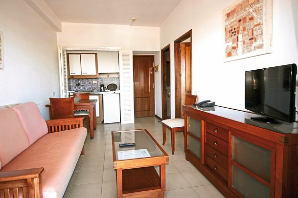 Principado - Wohnbeispiel Appartement (Zimmercodierungen AE1, AB1, AC1, OB1 & AB2)