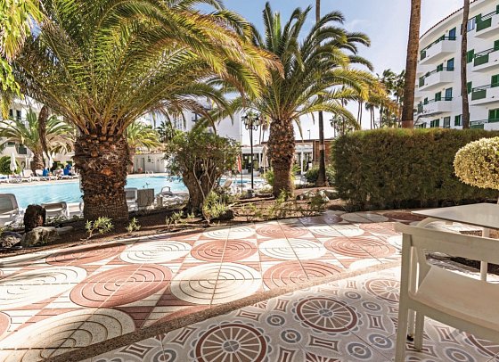 Servatur Playa Bonita - Beispiel Terrasse Doppelzimmer Classic (Zimmercodierung DB2)