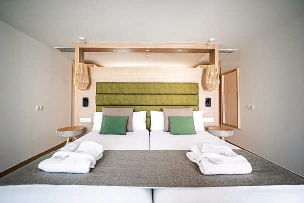 HL Miraflor Suites - Wohnbeispiel Juniorsuite Swim up 18Plus (Zimmercodierung J1Q)