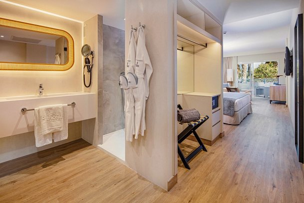 Tabaiba Princess - Wohnbeispiel Familienzimmer (Zimmercodierungen FB1 & FS1)