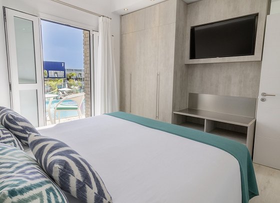 LIVVO Los Calderones - Wohnbeispiel Suite Duplex (Zimmercodierungen WB1, WE1 & W1P)