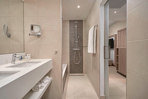 Radisson Blu Resort & Spa Gran Canaria Mogán - Beispiel Bad Superior (Zimmercodierung DSP)