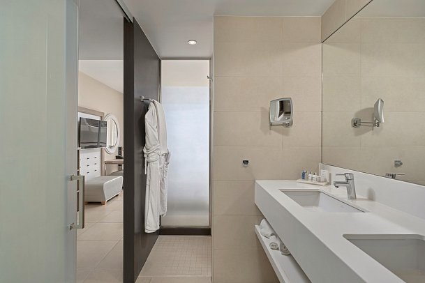 Radisson Blu Resort & Spa Gran Canaria Mogán - Beispiel Bad (Zimmercodierungen DSP & FVP)