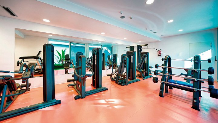 Nayra - Fitness-Studio