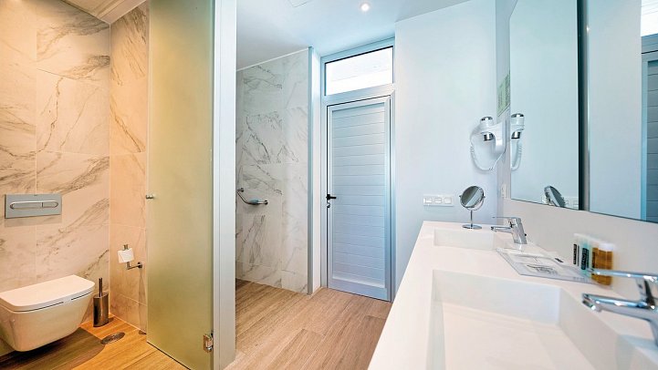 Nayra - Beispiel Bad (Zimmercodierungen DE1 & DB1)