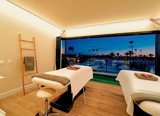 Club Maspalomas Suites & SPA