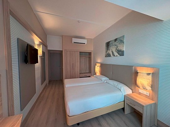 Bull Collection Canteras - Wohnbeispiel Doppelzimmer (Zimmercodierung DG1)