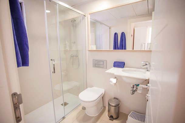 Caybeach Meloneras - Beispiel Bad (Zimmercodierungen AG1, OG1, AM1 & OM1)