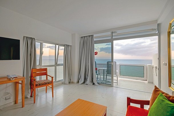 Europalace - Wohnbeispiel Juniorsuite (Zimmercodierung JMM)