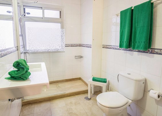 San Nicolas - Beispiel Bad (Zimmercodierungen AB1 & ABM)