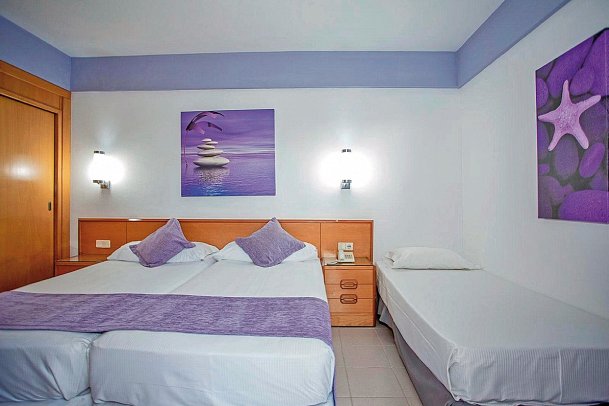 Servatur Don Miguel - Wohnbeispiel Dreibettzimmer Classic (Zimmercodierung TB1)