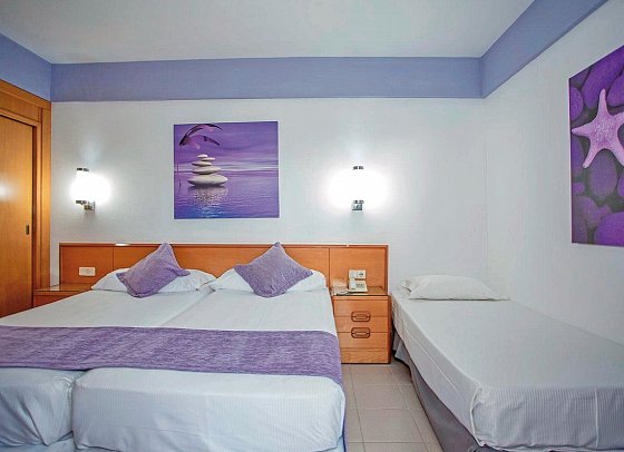 Servatur Don Miguel - Wohnbeispiel Dreibettzimmer Classic (Zimmercodierung TB1)