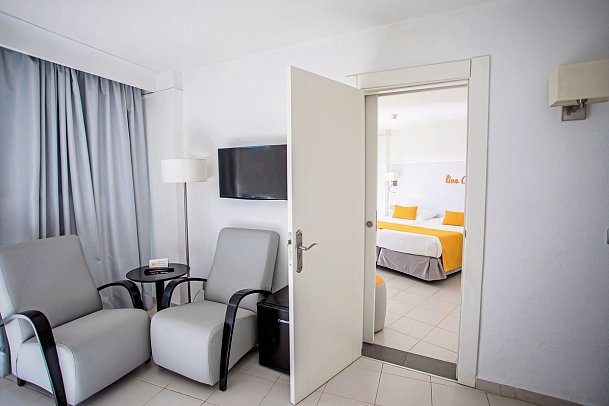 Servatur Waikiki - Wohnbeispiel Familiensuite (Zimmercodierung FVG)