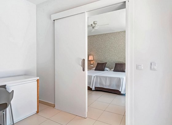 Mirador Maspalomas by Dunas - Wohnbeispiel Familienzimmer (Zimmercodierungen FB1 & FBP)