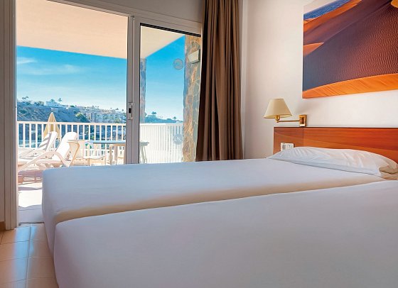 Servatur Altamadores - Wohnbeispiel Schlafzimmer (Zimmercodierungen JB1, JB2, AM1 & AM2)