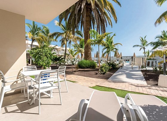 Servatur Edén & Buganvillas - Beispiel Terrasse (Zimmercodierung AB1)