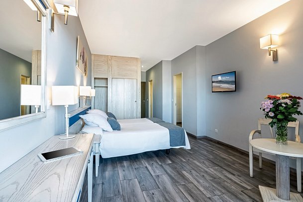 Apartamentos Colón Playa - Wohnbeispiel Studio Meerblick (Zimmercodierung SBM)