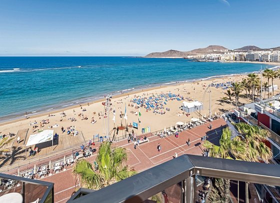 Apartamentos Colón Playa