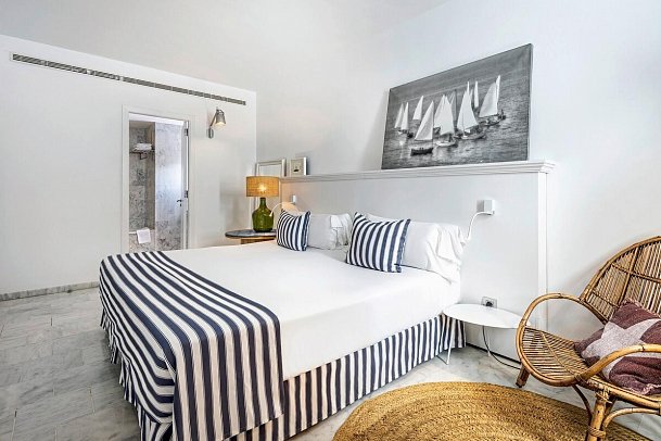 Marina Suites - Wohnbeispiel Suite (Zimmercodierungen WB1, WB2, WB3 & WB4)